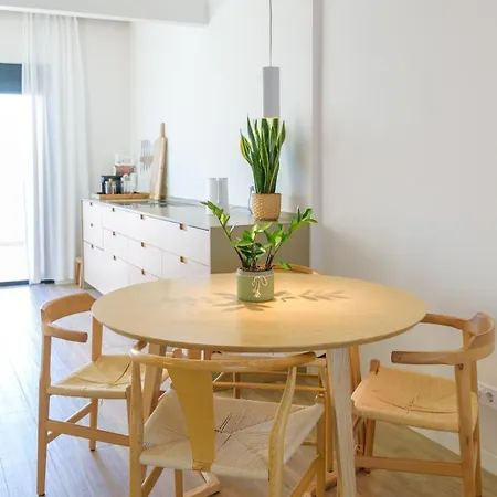 Front Right On The Luxury Semi-detached 3 Bed Σπίτι διακοπών