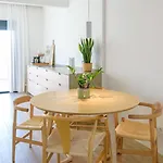 Front Right On The Luxury Semi-detached 3 Bed Feriehus