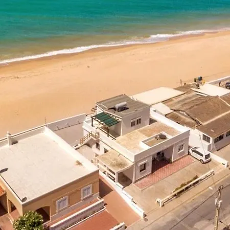 Feriehus Front Right On The Luxury Semi-detached 3 Bed *